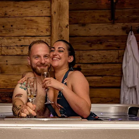Hohneck 4 étoiles, Vieux Bois Et Pierre, Spa, Sauna, Borne De Recharge * Stosswihr